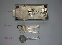 3寸自鎖式箱扣型箱櫃鎖,雙門單門櫥門鎖,Hasp lock(編号20149)